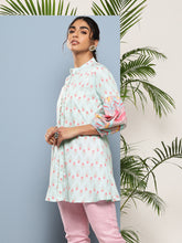 Women's Mint Green Crepe Printed Tunic